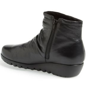 munro riley boot
